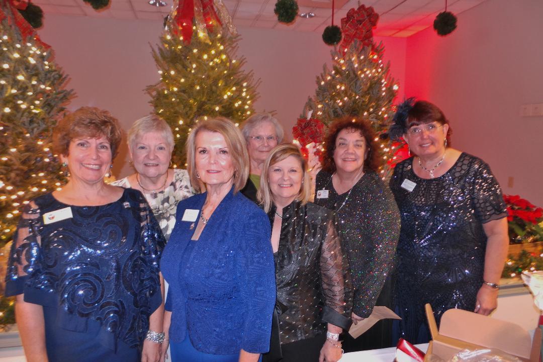 GFWC LUTZ-LAND O'LAKES WOMAN'S CLUB INSTALLED NEW PRESIDENT & BOARD ...