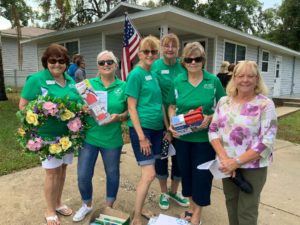 Woman's Club Brings Gifts for New Home Owners