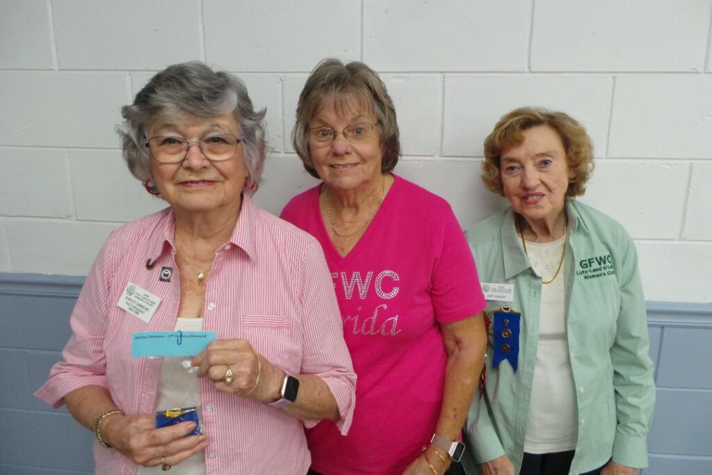 Club Honors Well Read Members